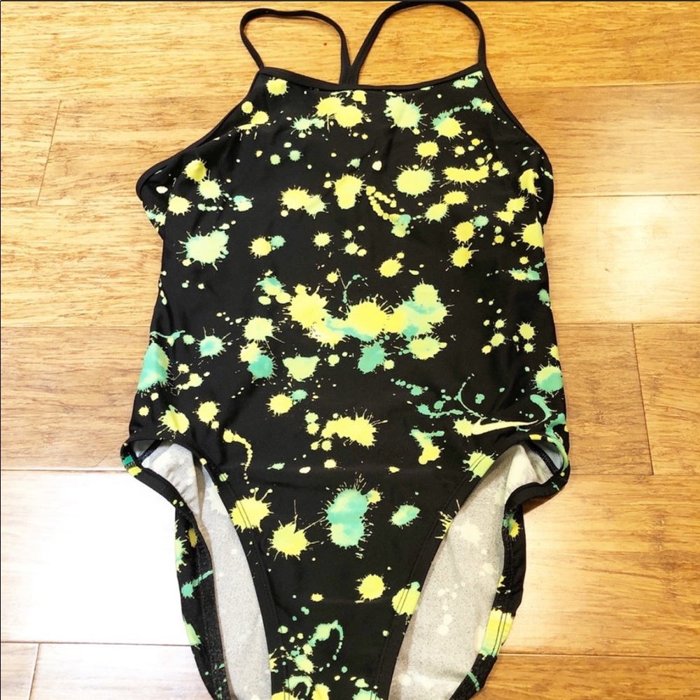 Athletic Nike Swimsuit w/ Paint Splatter Design🎨